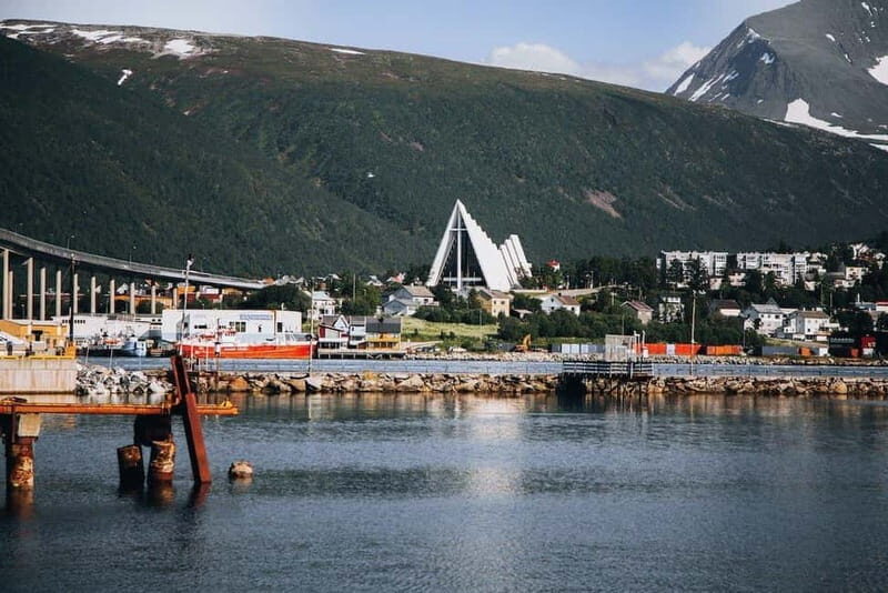 Tromsø: Island Tour with Cable Car Ride (Private or Shared) - Deep Dive into the Experience