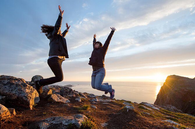 Tromsø: Midnight Sun Hike with Wandering Owl - Key Points