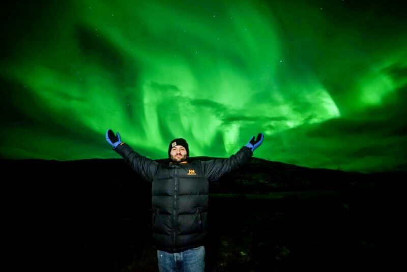 Tromsø: Northern Lights by Minibus with Photos & bodysuits - In The Sum Up