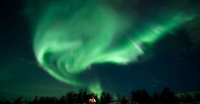 Tromsø: Northern Lights Husky Visit with Traditional Dinner - Who Will Love This Tour?