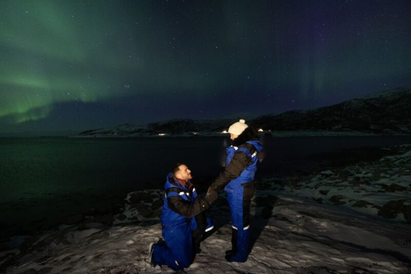 Tromsø: Private Aurora Chase with Meals, Campfire, Photos. - Tromsø: Private Aurora Chase with Meals, Campfire, Photos