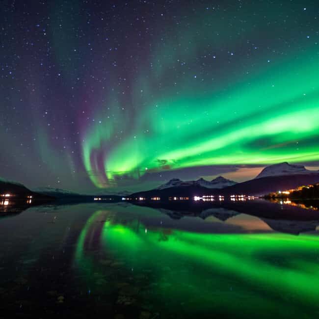 Tromsø: Private Northern Lights Minibus Tour with Photos - In-Depth Review of the Northern Lights Minibus Tour