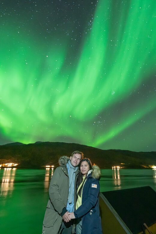 Tromsø:Northern Lights Tour with Photo and Suits.Local Guide - An Honest Look at the Tromsø Northern Lights Tour