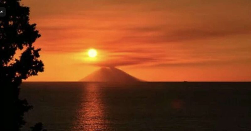 Tropea: Sunset Costa degli Dei Boat Tour with Swimming - Key Points