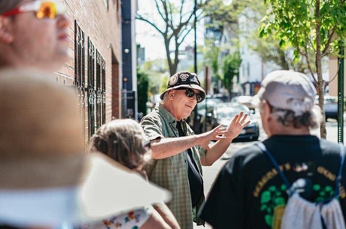 True Crime in Portland's Old Port - Evening Walking Tour - A Deep Dive into the Portland True Crime Tour Experience