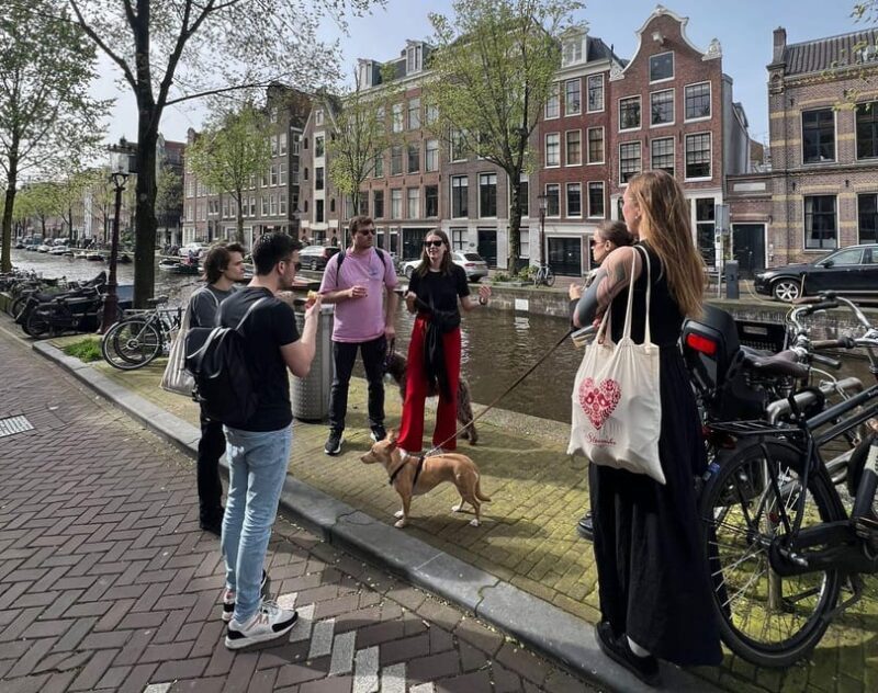 True Crime Tour Amsterdam: Explore the Dark Side of the City - Exploring Crime Scenes and Hidden Spots