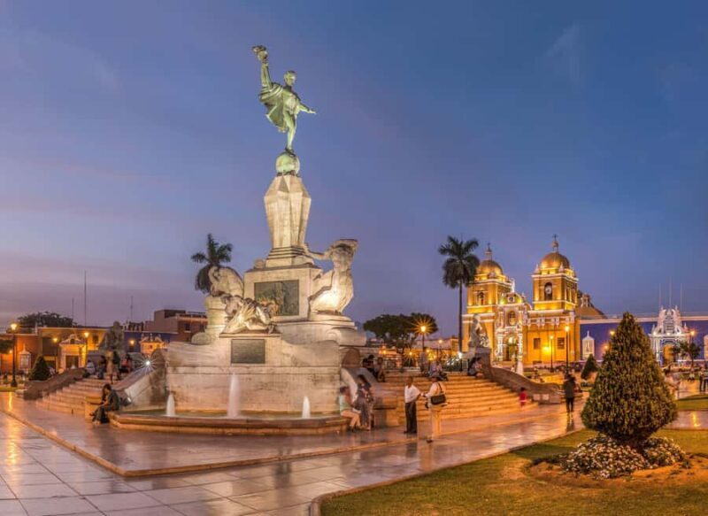 Trujillo : Pedestrian tour through the city of Trujillo - Introduction: Discover Trujillo on Foot