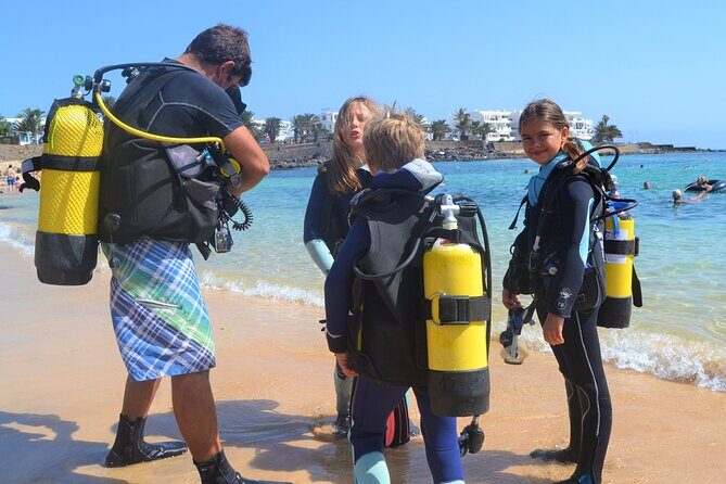 Try Scuba Diving | 2 dives - An In-Depth Look at the Lanzarote Scuba Tour