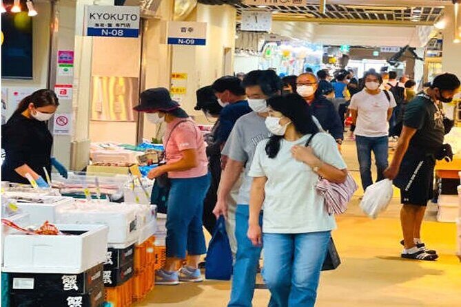 Tsukiji BBQ Tour with National licensed Guide - Key Points