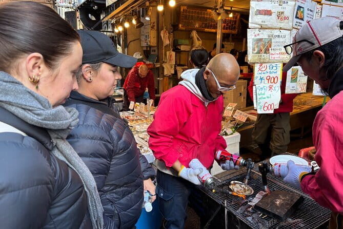 Tsukiji Fish Market Private Food Tour in Tokyo - Key Points