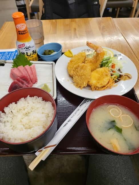 Tsukiji Market Food-Hopping Tour - 3hours - A Deep Dive into the Tsukiji Market Food-Hopping Tour