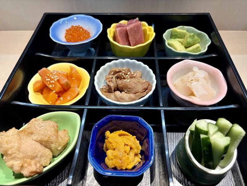 Tsukiji Temaki Sushi Cooking Class: Fresh Seafood & Vegan Options - Is the price fair?