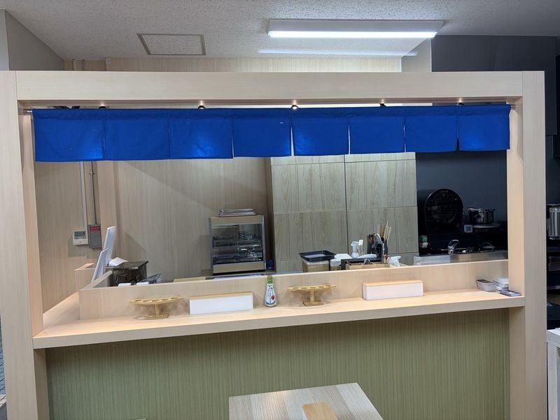 Tsukiji Temaki Sushi Cooking Class: Fresh Seafood & Vegan Options - Should you book Kururi Sushi?