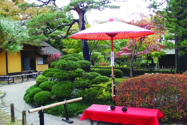 Tsurugajo Castle (Aizu-Wakamatsu Castle) Admission Ticket in Aizuwakamatsu - A fortress tied to Aizu’s turning point