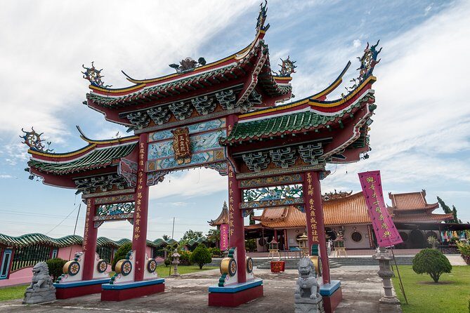 Tuaran Market, Temple, Bridge & Rungus Longhouse fr Kota Kinabalu - Why This Tour Works for Travelers