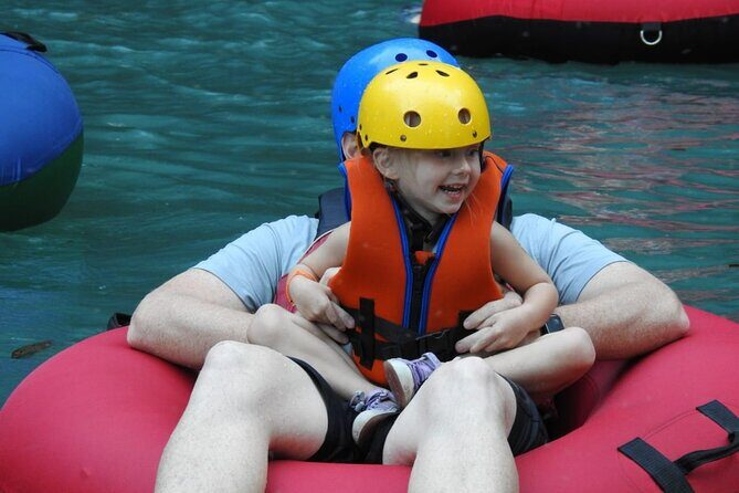 Tubing in Rio Celeste: A Perfect Blend of Nature and Adventure - A Deeper Look at the Rio Celeste Tubing Experience