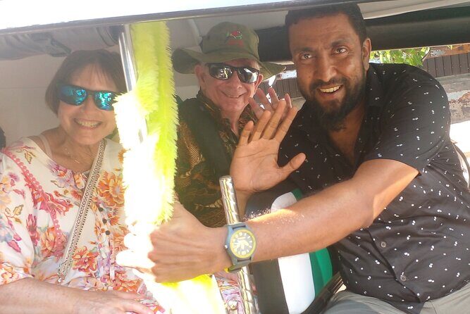 Tuk Tuk city tour is very cheap in colombo( All inclusive tour) - A Deep Dive into the Colombo Tuk-Tuk City Tour