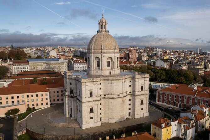 Tuk tuk experience through the historic neighborhood of Alfama - Who Would Enjoy This Tour?