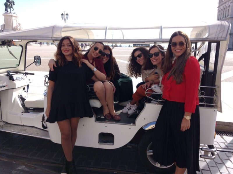 Tuk Tuk Half Day Tour in Lisbon with food and drinks - FAQs