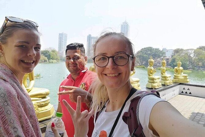 Tuk Tuk Private Tour Exploring Sri Lanka Capital of Colombo - Quick Overview