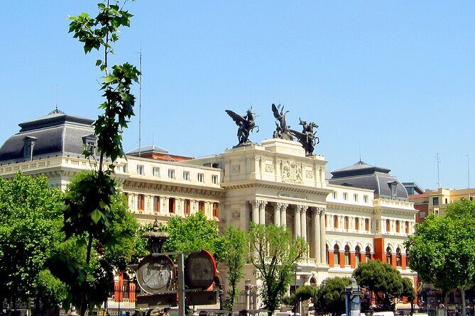 Tuk Tuk Tour Madrid 90 mins - FAQ