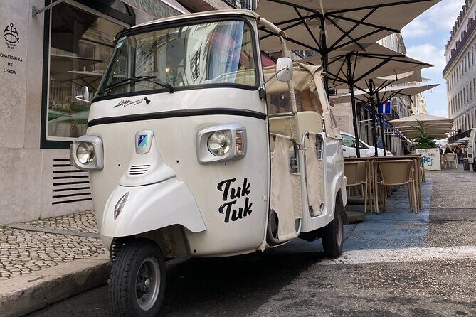 Tuktuk adventure through Lisbon - Key Points