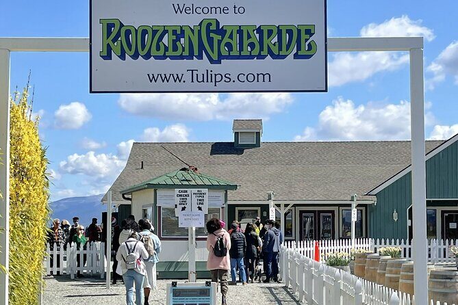 Tulip Festival in Skagit Valley Tour from Seattle - Experience the Skagit Valley Tulip Festival on a Guided Tour from Seattle