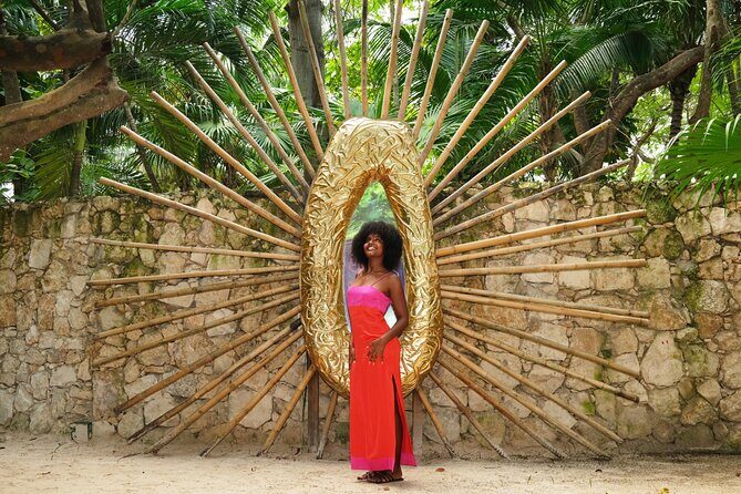 Tulum Photoshoot - Escultura Ven a la Luz and Beach Photographer - Key Points