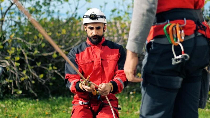 TUNNEL ABSEILING PLUS tour the underground - The Atmosphere and Additional Features