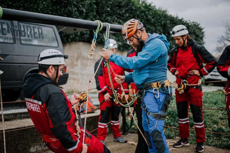 TUNNEL ABSEILING PLUS tour the underground - What the Reviews Tell Us