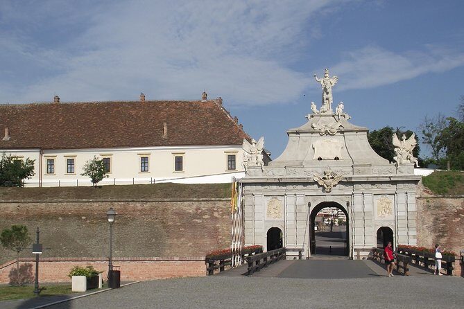 Turda salt mine, Rimetea village & Alba Iulia (1 day, from Cluj) - O experiență completă din Cluj: Saltul în adâncuri, satul tradițional și fortăreața istorică