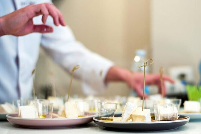 Turin: Gastronomy tasting through oil, wine and cheese - Key Points
