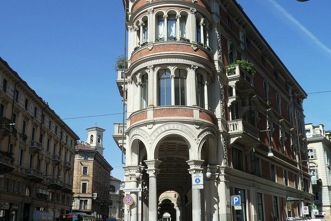 Turin Highlights Private Walking Tour with Piazza Castello and Piazza San Carlo - Starting at Piazza C.L.N.: The Perfect Introduction