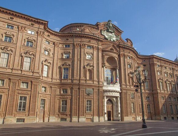 Turin Scavenger Hunt and Highlights Self-Guided Tour - Key Points