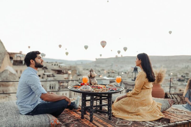 Turkish breakfast under balloons - An In-Depth Look at the Experience