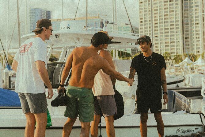 Turtle Canyon Snorkel in Waikiki, Oahu Semi Private - FAQ