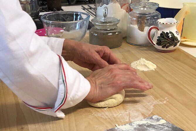 Tuscan Cooking Class in Central Siena - Exploring Sienas Culinary Heart: The Details of the Tour