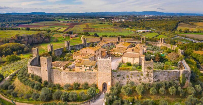 Tuscany: Self-Guided Video Tour with World's Top Experts - The Sum Up