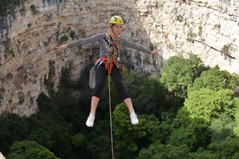 Tuxtla Gutiérrez: Sinkhole of Parrots Full-Day Rappel - An In-Depth Look at the Sinkhole of Parrots Tour