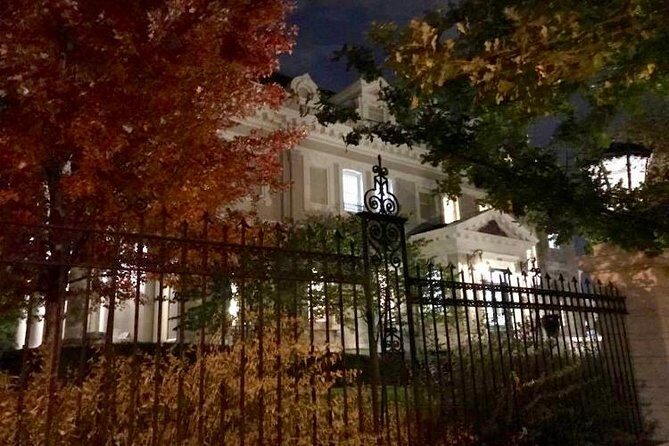 Twilight Ghost Tour - A Closer Look at the Twilight Ghost Tour in Denver