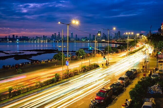 Twilight in Mumbai: Discover the City by Night with Food Options - The Sum Up