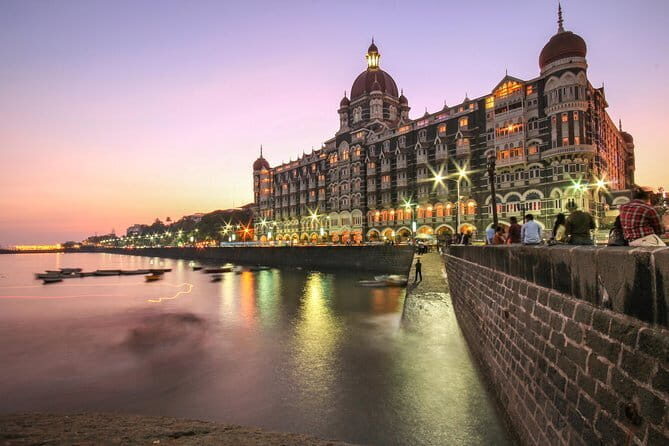 Twilight in Mumbai: Discover the City by Night with Food Options - FAQ