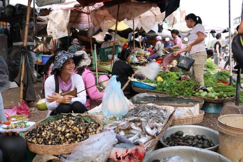 Twilight Tastes of Siem Reap Include Dinner - Night Market Stroll and Food Sampling