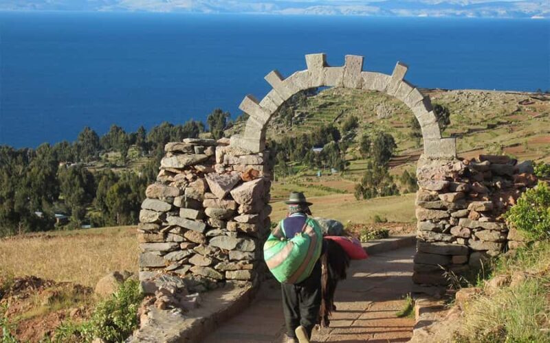 Two Day Lake Titicaca Tour With Homestay - Key Points