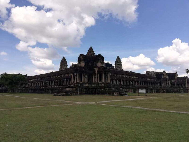 Two Days Tour Angkor Complex; Banteay Srei, and Kulen Hill - Exploring the Two-Day Angkor Experience
