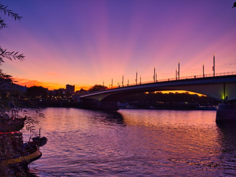 typical Cologne evening cruise on board of Moby Dick in Bonn - Who Should Consider This Experience?
