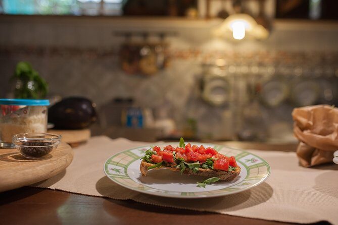 Typical Dining & Cooking Demo at Local's Home in Rome - FAQ