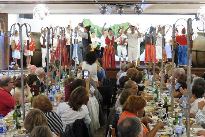 Typical night in Madeira - A Detailed Look at the "Typical Night in Madeira" Tour
