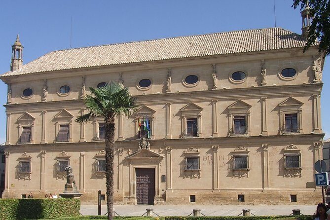 Úbeda and Baeza private tour in a day from Córdoba with tickets. - Discovering Úbeda and Baeza: An In-Depth Look