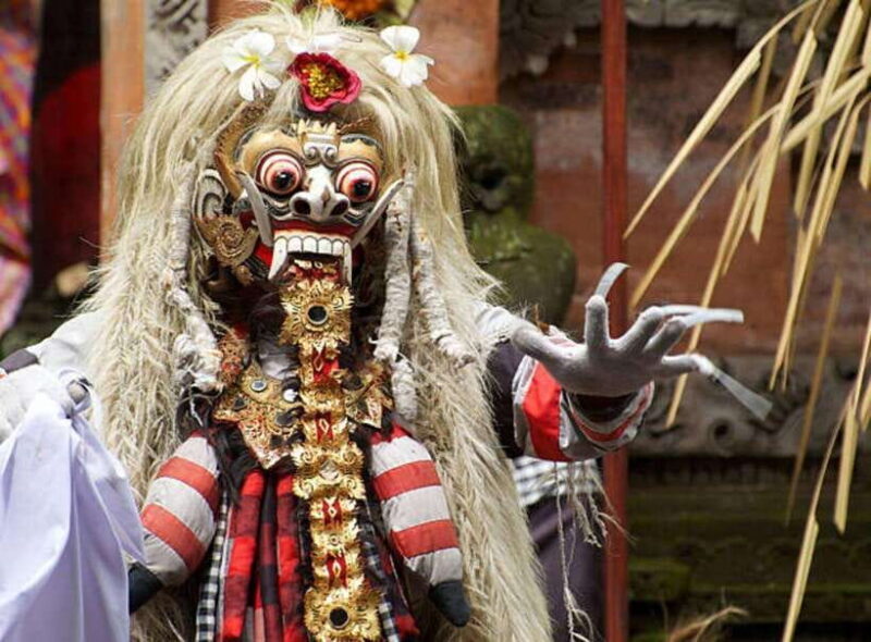 Ubud: Barong Dance and Keris Cultural Dance Show Tickets - The Magic of Balinese Mythology on Stage